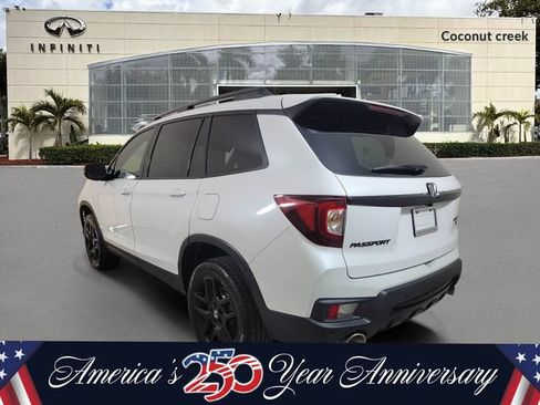 Used 2024 Honda Passport Black Edition image 3