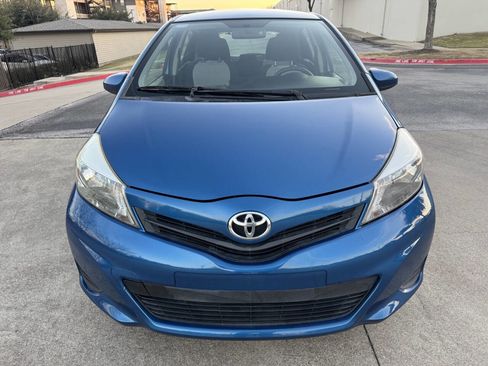 Used 2013 Toyota Yaris LE image 3
