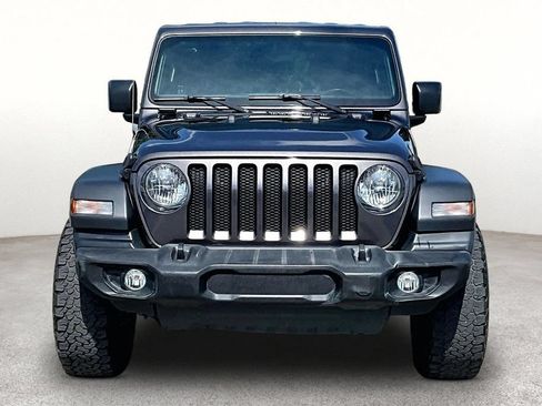 Used 2018 Jeep Wrangler Unlimited Sport S AWD/4WD image 4
