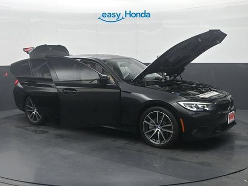 Used 2019 BMW 330i Sedan w/ Driving Assistance Package RWD image 35
