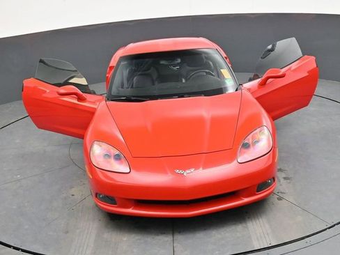Used 2013 Chevrolet Corvette Base image 35