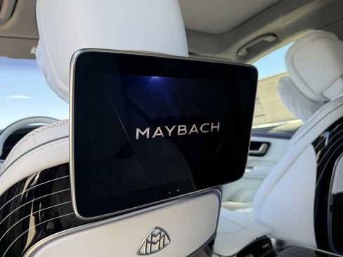 New 2025 Mercedes-Benz Maybach EQS 680 4MATIC image 28