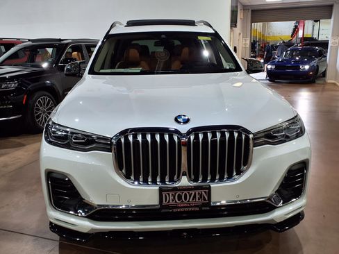 Used 2022 BMW X7 xDrive40i w/ Premium Package AWD/4WD image 2