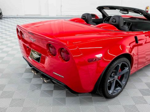 Used 2012 Chevrolet Corvette Grand Sport w/ 4LT Preferred Equipment Group image 25