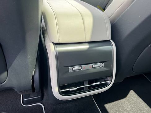 New 2026 Lincoln Nautilus Reserve AWD/4WD image 23
