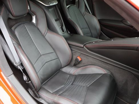 Used 2023 Chevrolet Corvette Stingray Premium Conv w/ Z51 Performance Package image 14