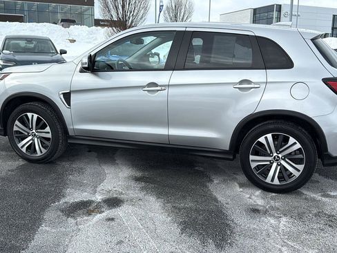 Used 2024 Mitsubishi Outlander Sport SE image 11