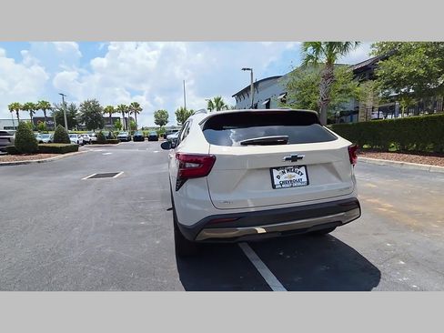 New 2026 Chevrolet Trax ACTIV w/ Driver Confidence Package FWD image 18