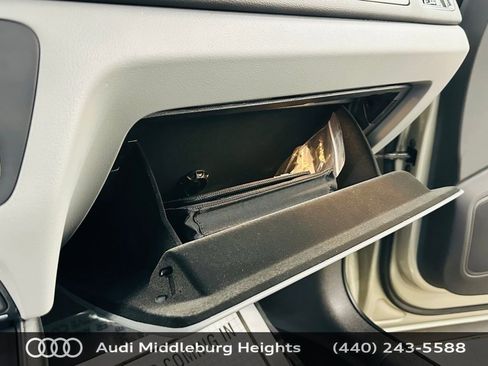 Used 2016 Audi Q3 2.0T Premium Plus w/ Technology Package image 23