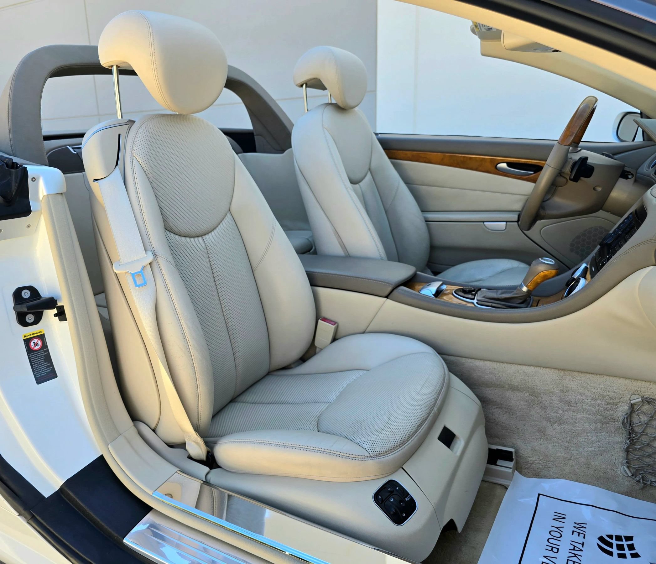 Used 2008 Mercedes-Benz SL 550 image 31