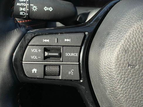 Certified 2025 Honda HR-V Sport image 15