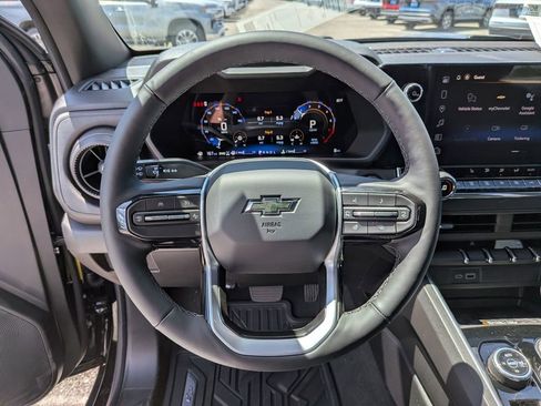 New 2026 Chevrolet Colorado Trail Boss AWD/4WD image 13