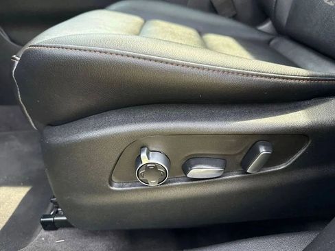 Used 2023 Cadillac XT4 Sport image 23