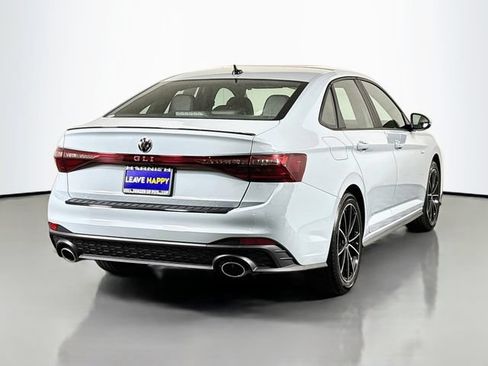 Certified 2026 Volkswagen Jetta GLI Autobahn FWD image 7