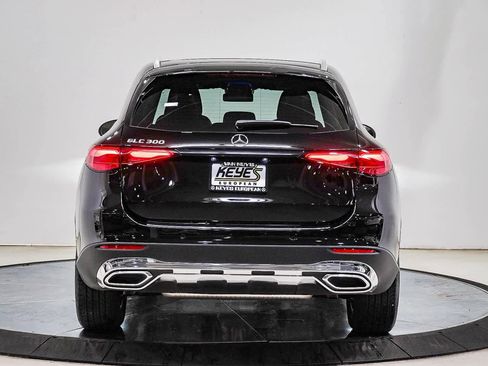 Used 2025 Mercedes-Benz GLC 300 image 5