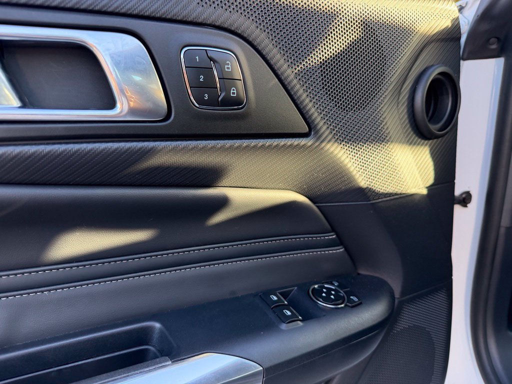 Used 2025 Ford Mustang GT Premium RWD image 17