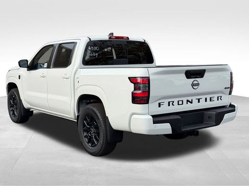 New 2026 Nissan Frontier SV w/ SV Convenience Package image 11