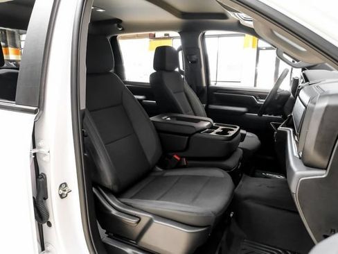 Used 2026 Chevrolet Silverado 2500 LT AWD/4WD image 39
