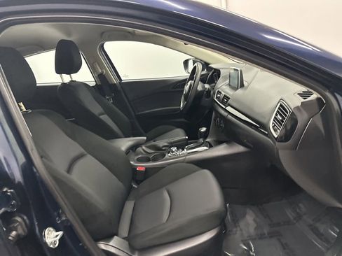 Used 2015 MAZDA MAZDA3 i Sport image 23