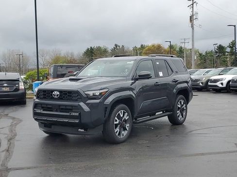 New 2026 Toyota 4Runner TRD Sport Premium AWD/4WD image 2