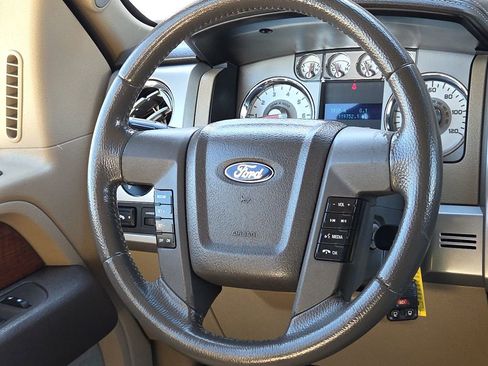 Used 2010 Ford F150 Lariat image 13