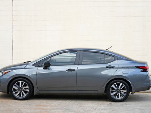 Used 2024 Nissan Versa S w/ S Plus Package FWD image 41