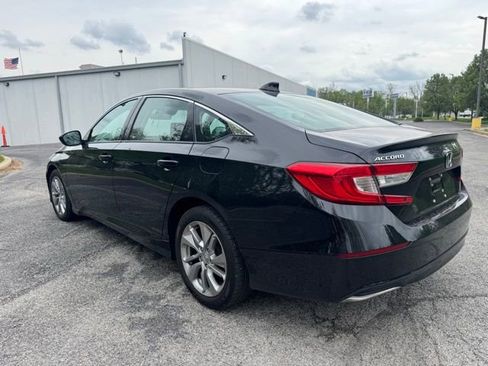 Used 2018 Honda Accord LX image 6
