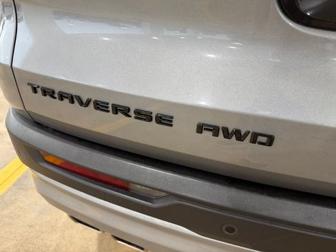 Used 2024 Chevrolet Traverse Z71 w/ Enhanced Driving Package AWD/4WD image 13