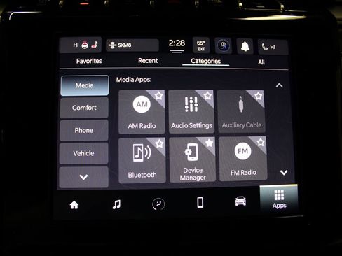 New 2025 Jeep Grand Cherokee Altitude image 17