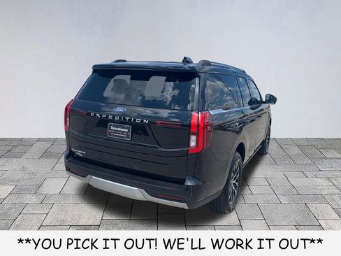 Used 2025 Ford Expedition Platinum AWD/4WD image 7