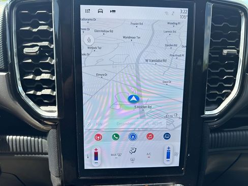 Used 2025 Ford Ranger XLT w/ FX4 Off-Road Package image 18