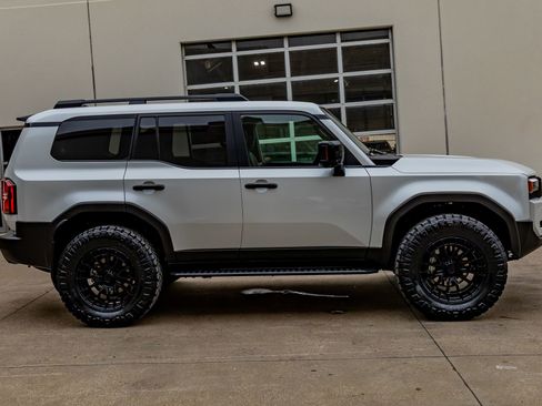 Used 2025 Toyota Land Cruiser w/ Premium Package image 11