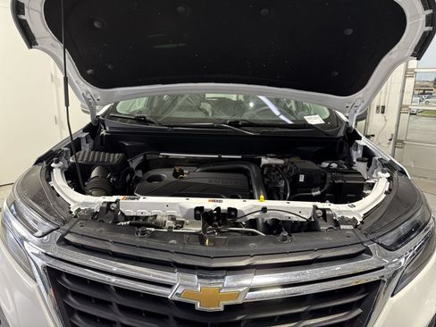 Used 2023 Chevrolet Equinox LS FWD image 28