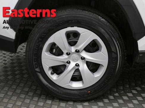 Used 2024 Toyota RAV4 LE image 30