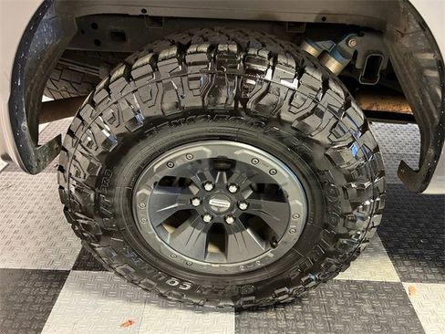 Used 2018 Ford F150 Raptor w/ Equipment Group 802A Luxury image 14