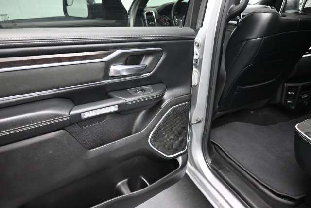 Used 2025 RAM 1500 Laramie AWD/4WD image 20