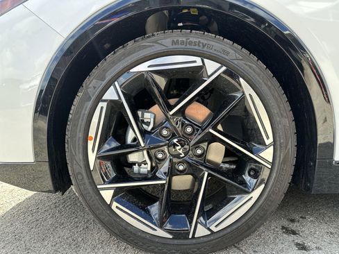 New 2026 Kia K4 GT-Line FWD image 11