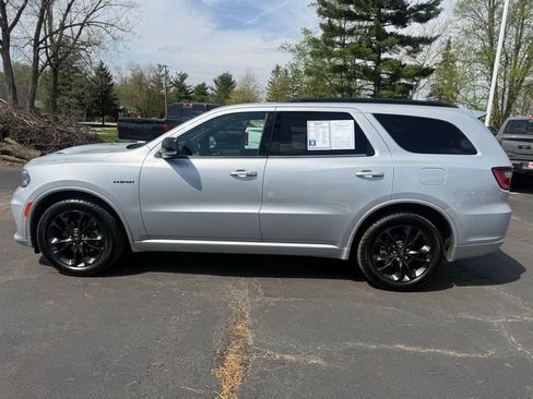Certified 2023 Dodge Durango R/T RWD image 9