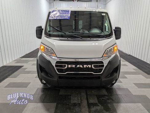 Used 2025 RAM ProMaster 2500 w/ U-Haul Equipment Group FWD image 6