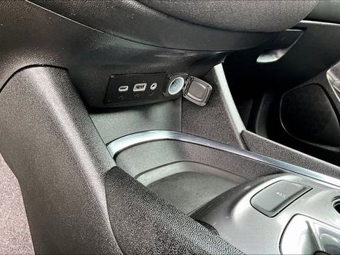 Used 2023 Chevrolet Malibu LT image 15