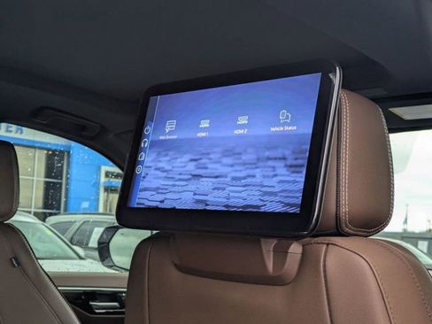 New 2026 Chevrolet Suburban High Country image 42