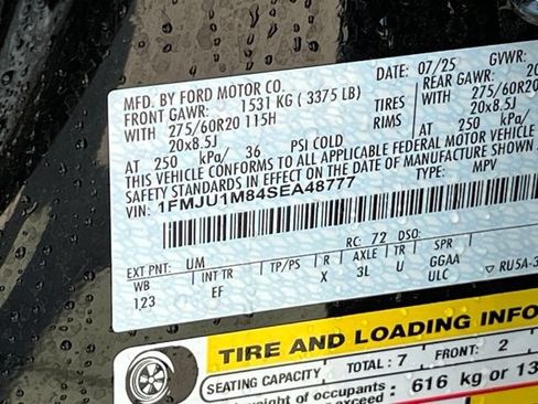 Used 2025 Ford Expedition Platinum AWD/4WD image 29