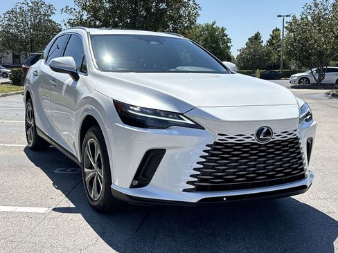 Used 2025 Lexus RX 350 Premium w/ Accessory Package (Z1) image 12