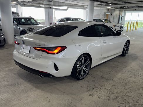 Used 2023 BMW 430i Coupe w/ Convenience Package RWD image 8