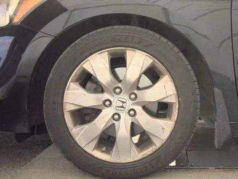 Used 2010 Honda Accord EX-L image 11