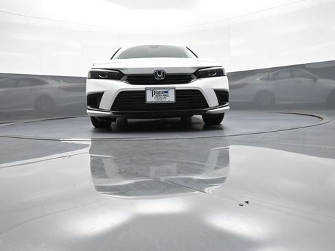 Used 2024 Honda Civic EX image 27