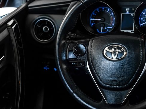 Used 2018 Toyota Corolla iM FWD image 14