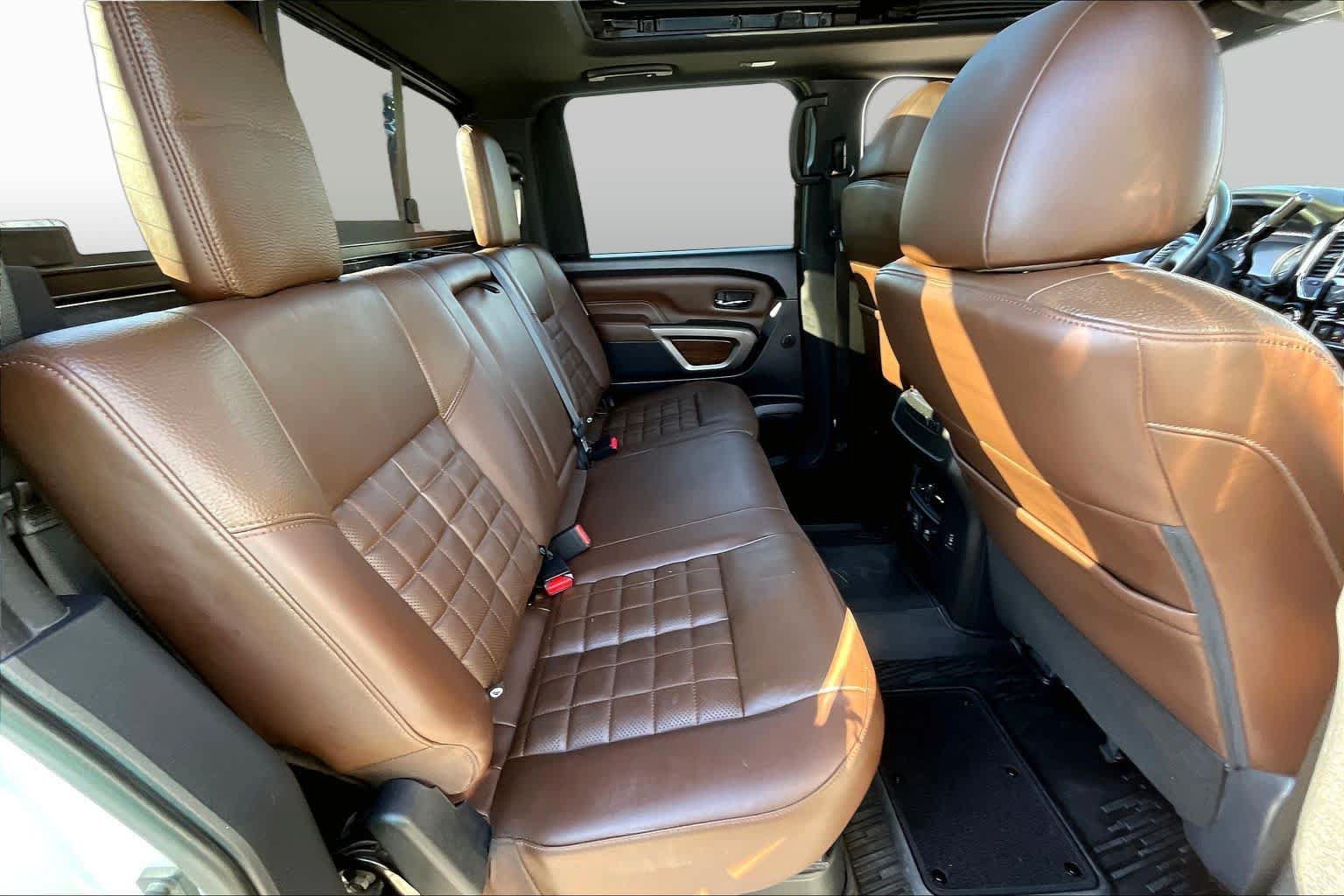 Used 2023 Nissan Titan Platinum Reserve w/ Moonroof Package AWD/4WD image 18