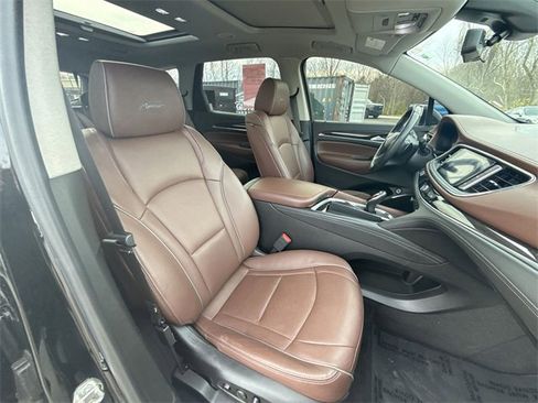 Used 2020 Buick Enclave Avenir w/ Avenir Technology Package image 25