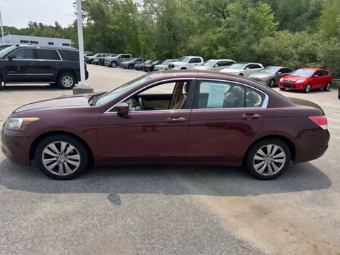 Used 2012 Honda Accord EX image 8